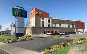 Holiday Inn Express & Suites Toronto Airport West, An Ihg Hotel